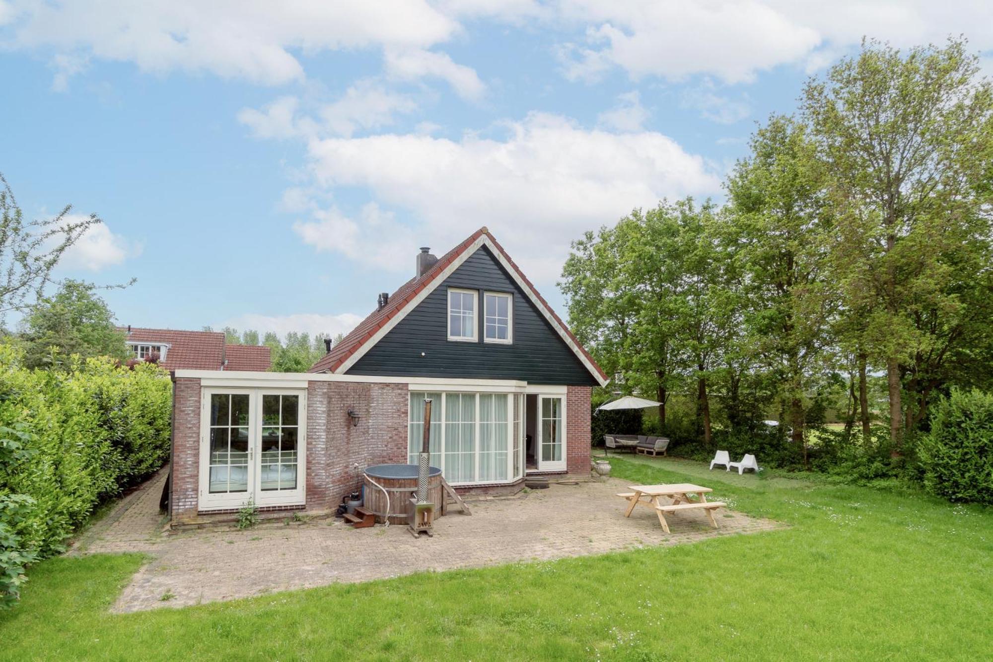 Comfort Villa For 8 People Zeewolde Exterior photo